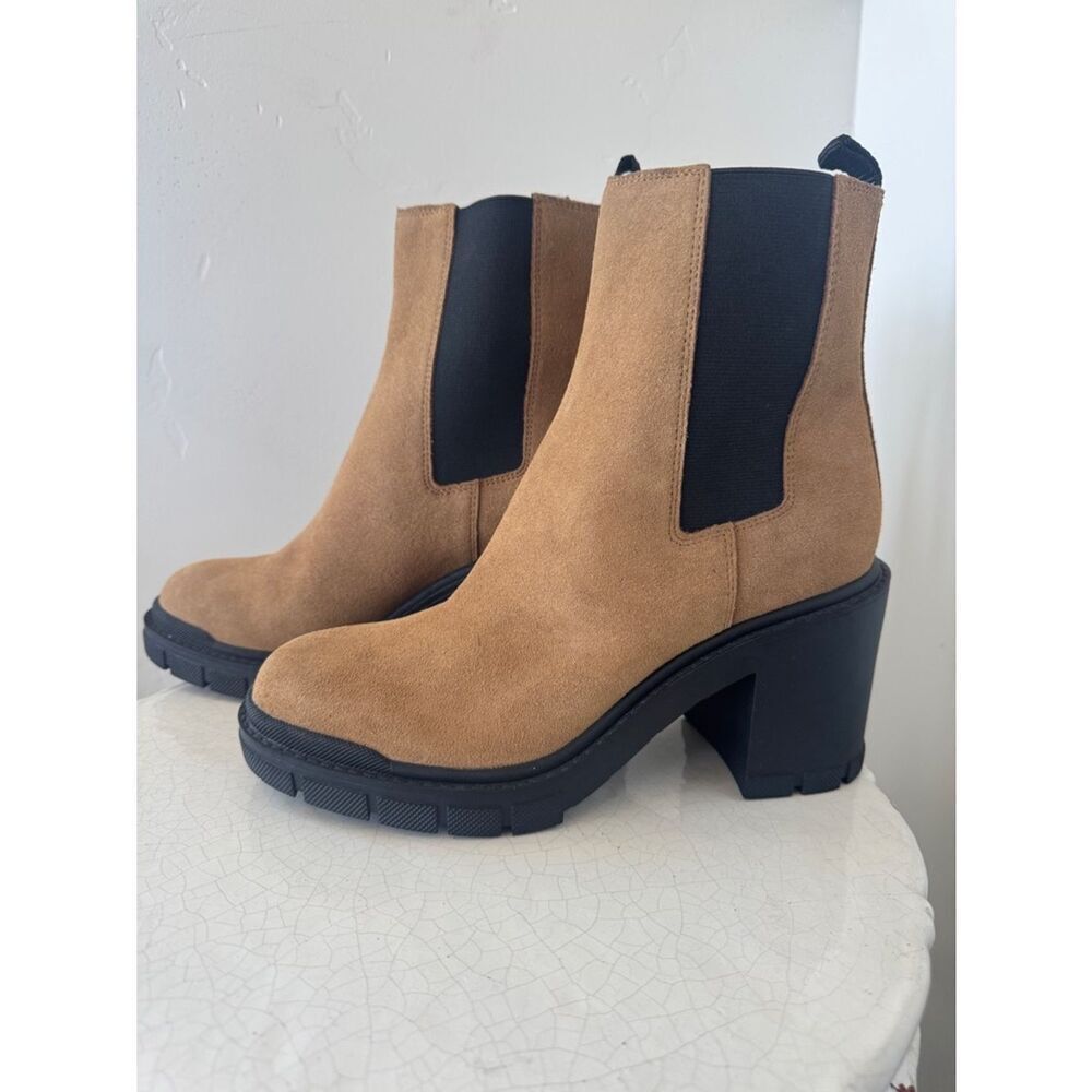 Marc Fisher LTD MLVANLISA Tan Suede Chelsea Boots Chunky Block Heel Size 8 EUC